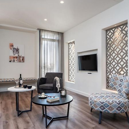 Urban Nest - Suites & Apartments Athena Bagian luar foto