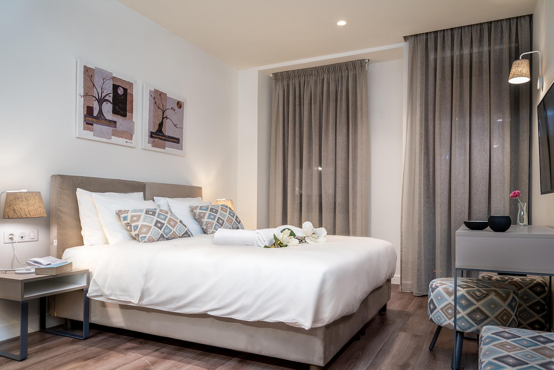 Urban Nest - Suites & Apartments Athena Bagian luar foto