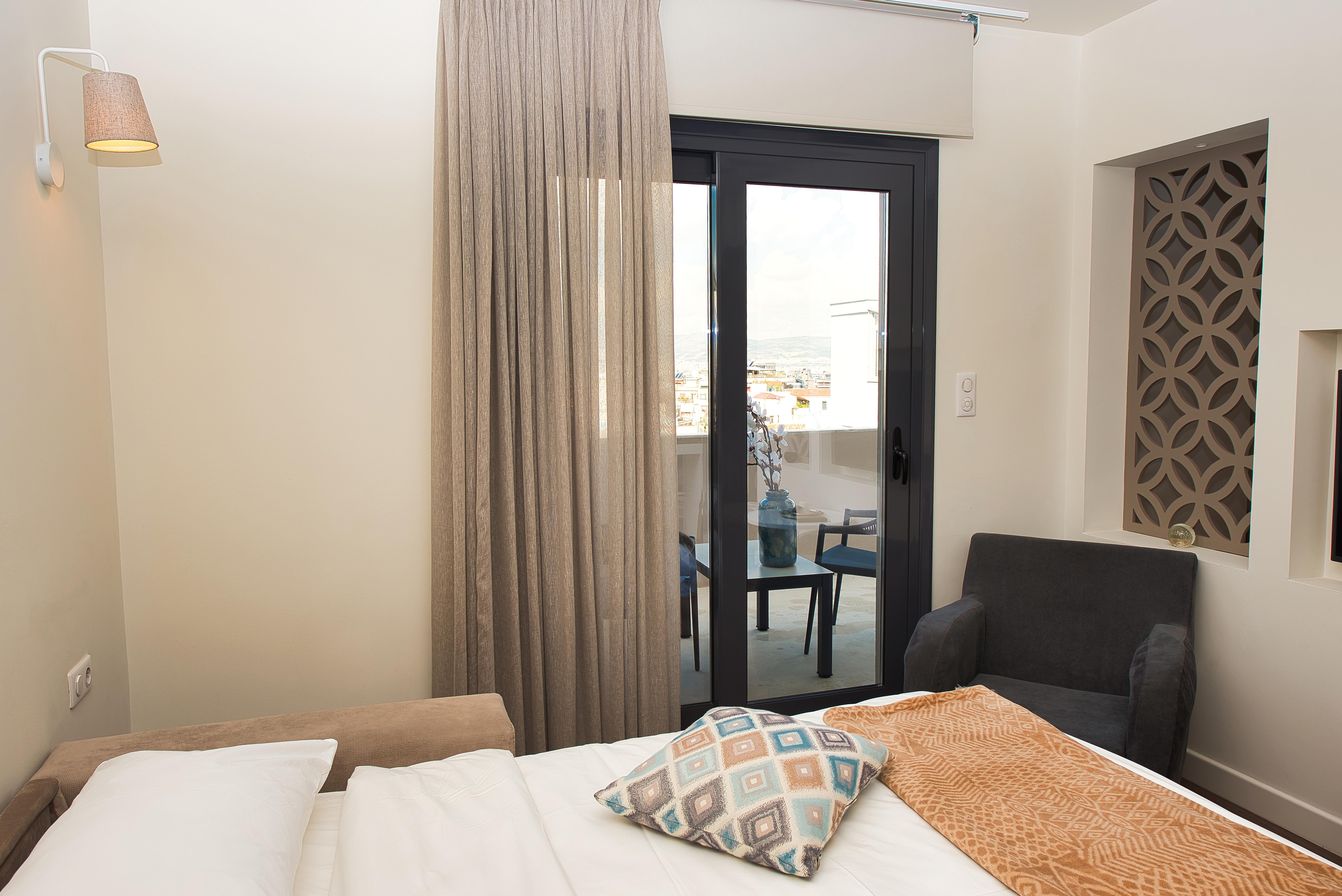 Urban Nest - Suites & Apartments Athena Bagian luar foto