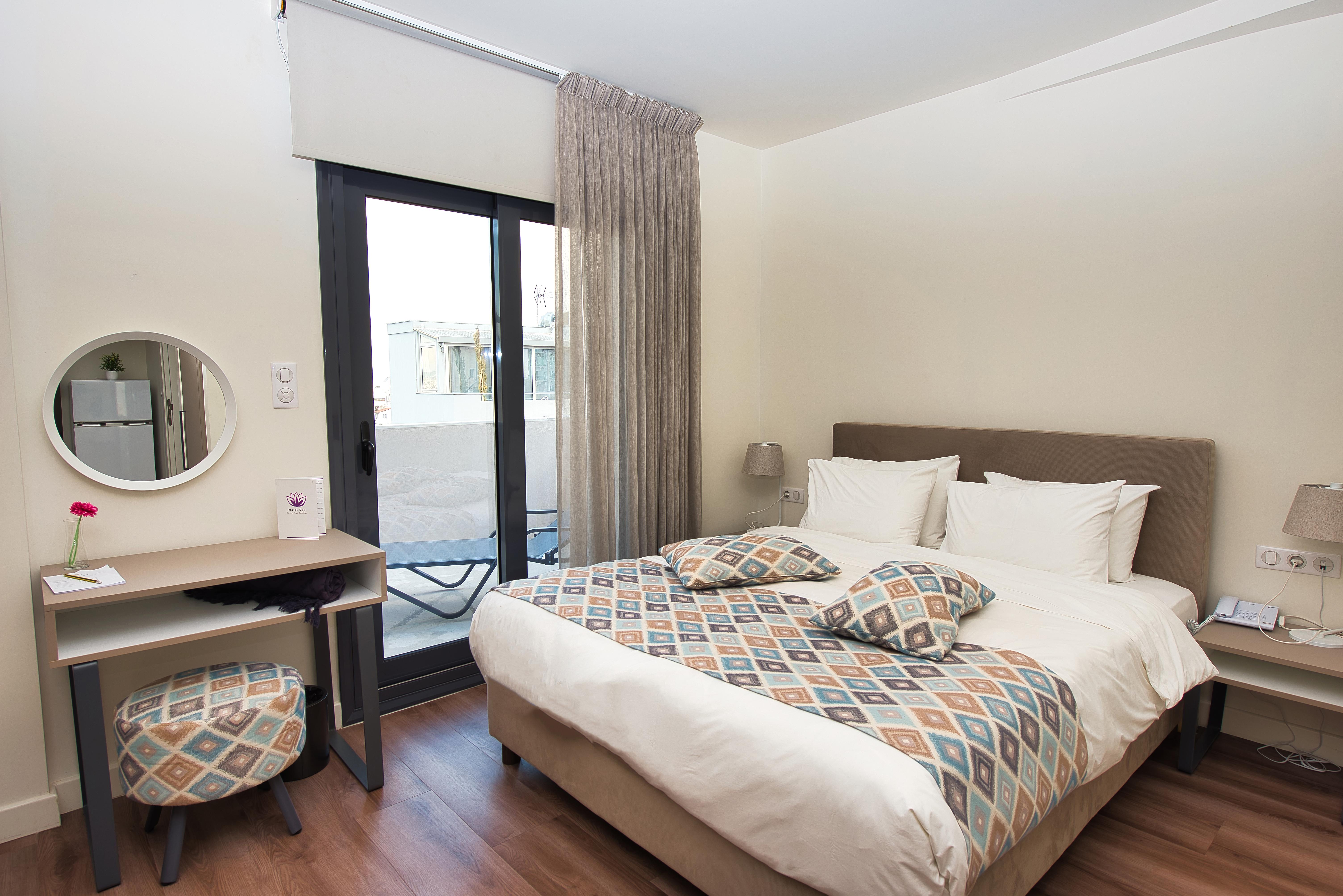 Urban Nest - Suites & Apartments Athena Bagian luar foto