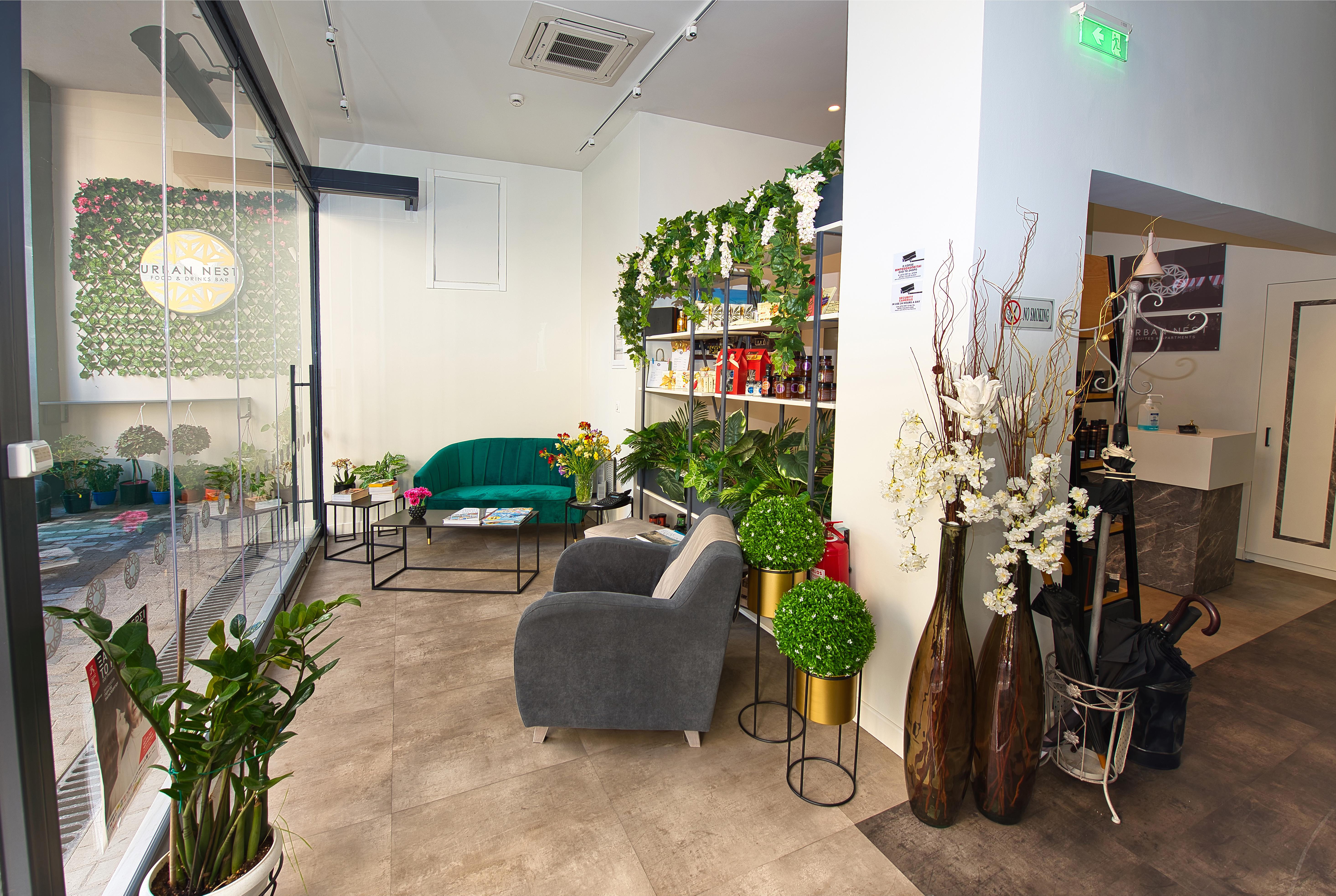 Urban Nest - Suites & Apartments Athena Bagian luar foto