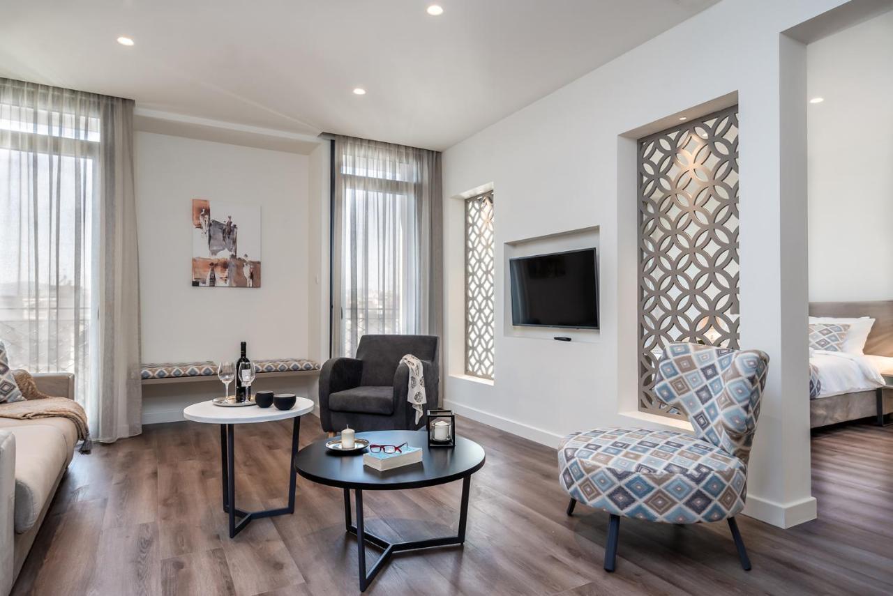 Urban Nest - Suites & Apartments Athena Bagian luar foto